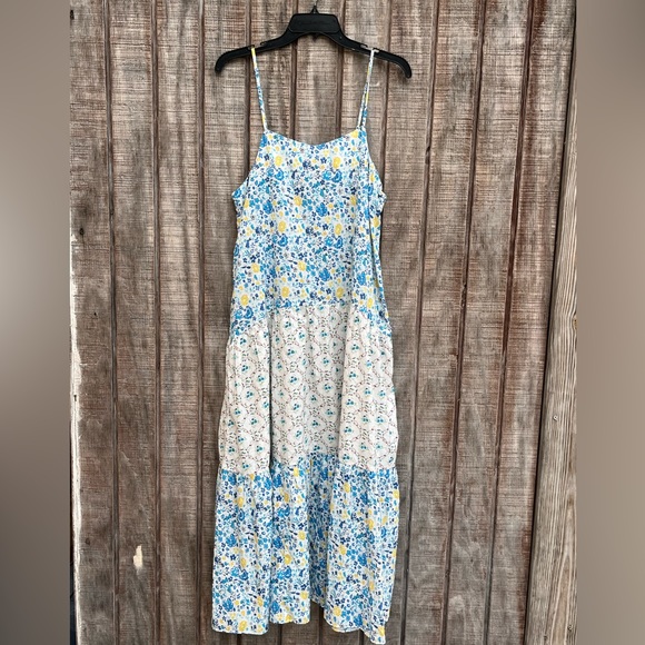 Playa Lucila spaghetti strap tiered bojo floral maxi dress - Picture 3 of 11